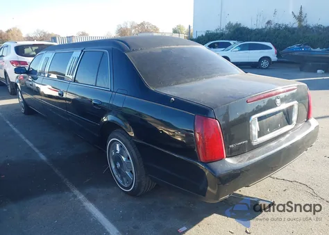 2003 Cadillac Deville Standard z USA, uszkodzony, nr VIN 1GEEH90Y43U550654